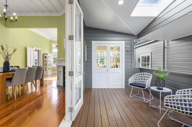 134 River Road Hamilton East_11