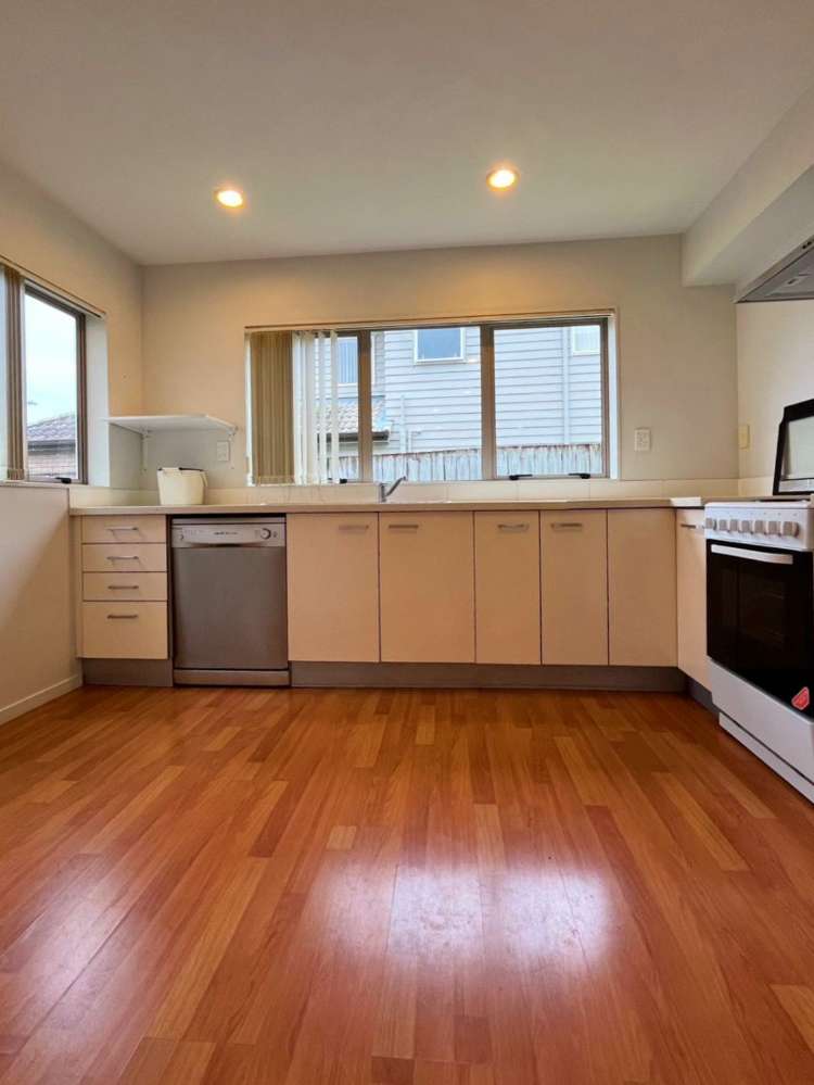 15 Merlot Way Te Atatu South_12