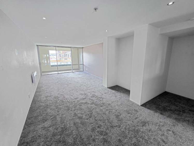 B66/10 Ebor Street 2185_1