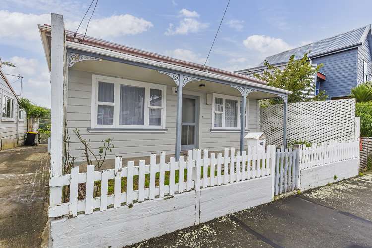 67 Wright Street Mount Cook_11