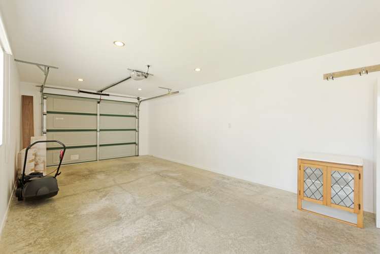 11 Cargill Street Karori_32