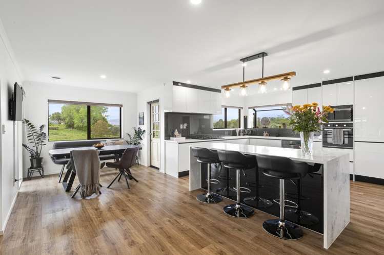540 Runciman Road Drury_7
