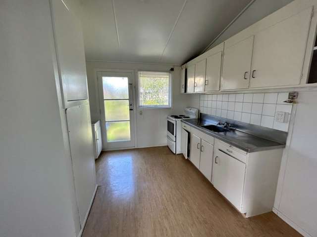 1/4 Water Street Otahuhu_1