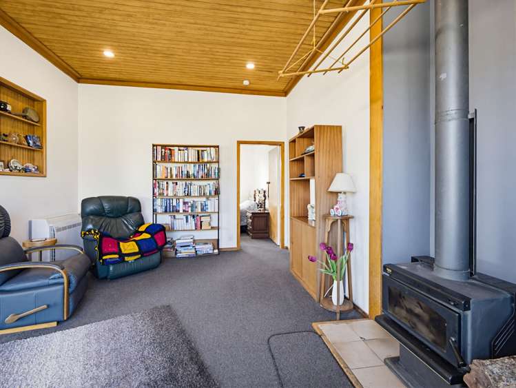 10 Keatoa Terrace Owaka_7