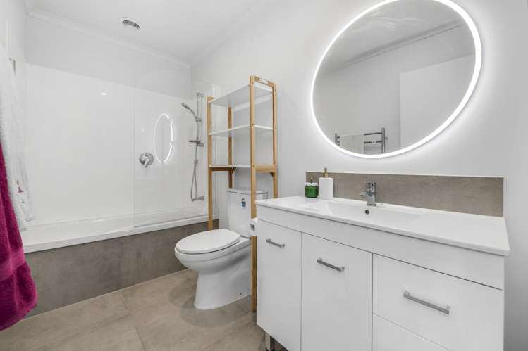 127 Kuaka Drive Takanini_20