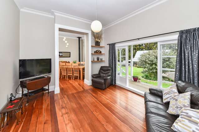 29 Reid Road Glenbrook_1