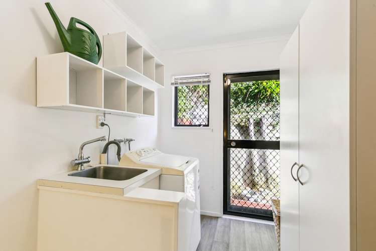 107 Main Road Tawa_17