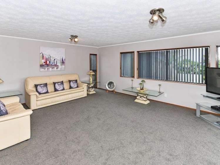 4 Deodar Place Totara Heights_3