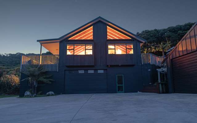 Steps Straight to the Ocean - Wow!