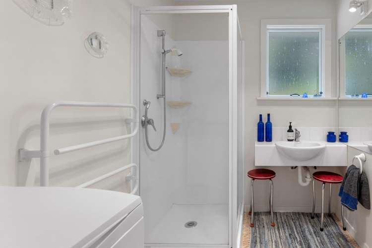 27b Watson Street Akaroa_21