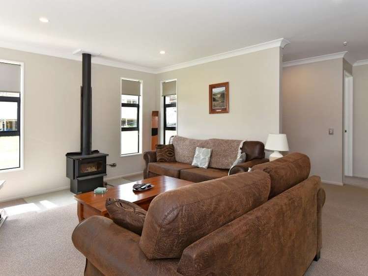 29 Newhaven Crescent Marahau_11