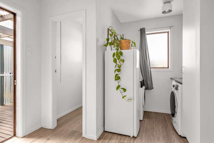 210 Whitby Road Wakefield_21