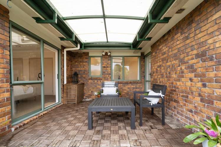 10b Landon Place Pukekohe_11