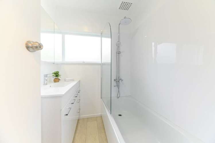 263 Rangatira Road Beach Haven_16