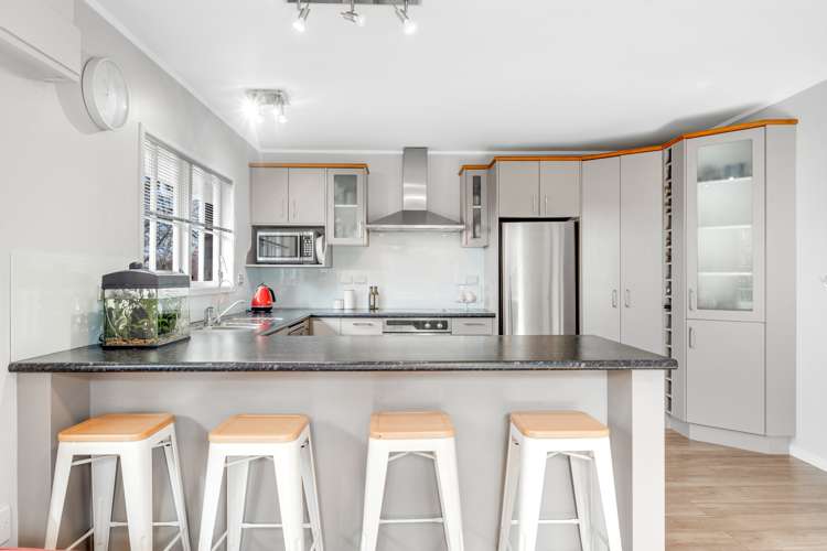 32 Harford Place Pakuranga Heights_9