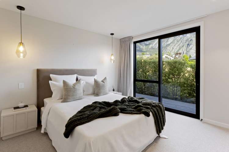 4 McKellar Drive Jacks Point_18