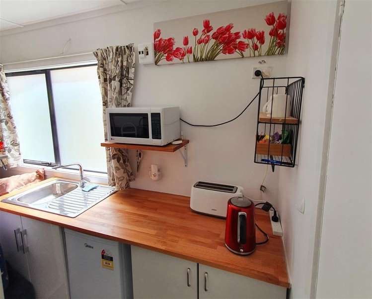 115 Rutene Road Kaiti_19