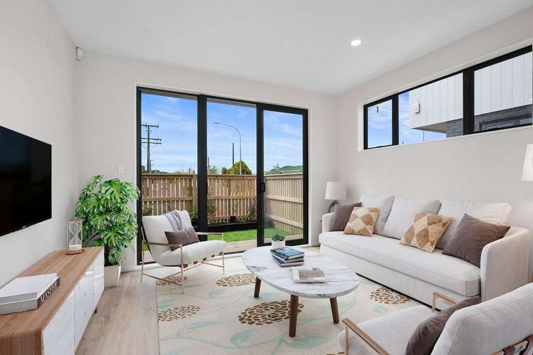 2/88 Gloria Avenue Te Atatu Peninsula_2