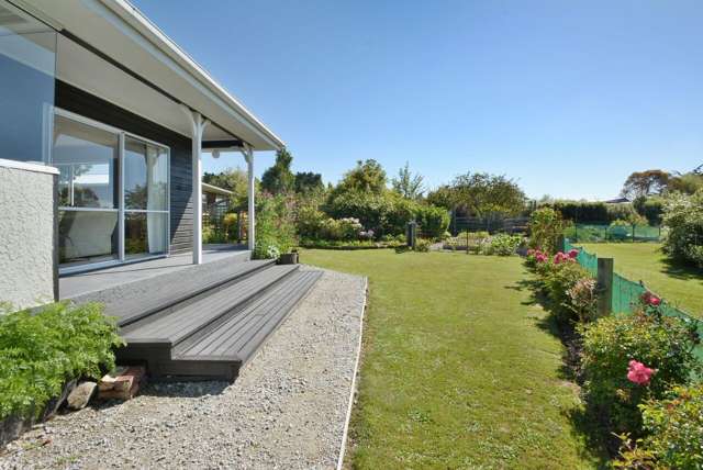 16 Kennard Crescent Karitane_4