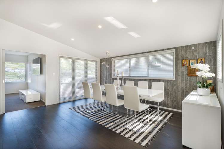 10 Crompton Avenue Churton Park_9