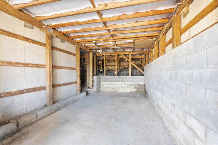 10 Tableau Place Totara Vale_17