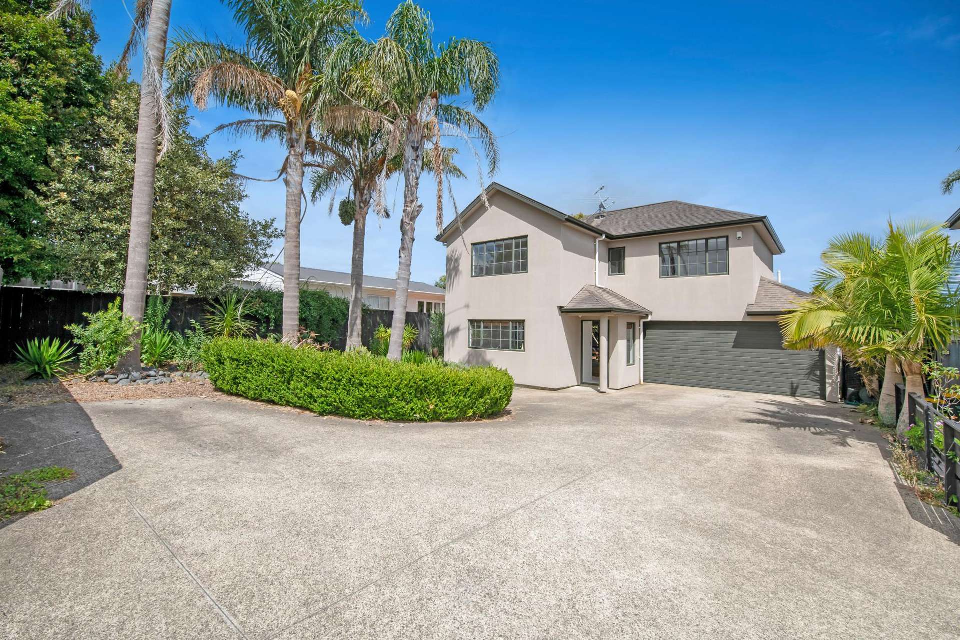 2/24 James Street Bayview_0