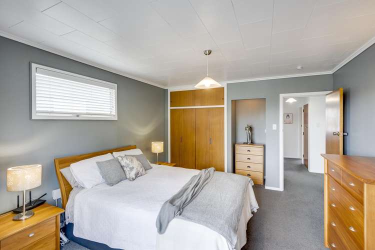 26 Surrey Street Taradale_11