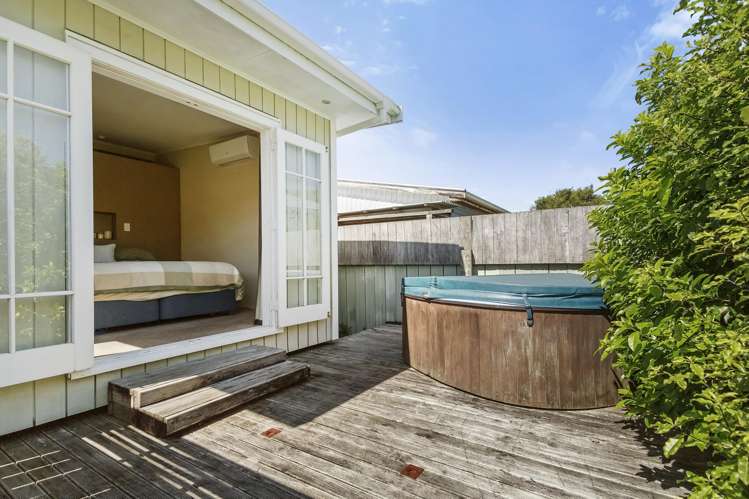 15 Kerepehi Grove Wainuiomata_13