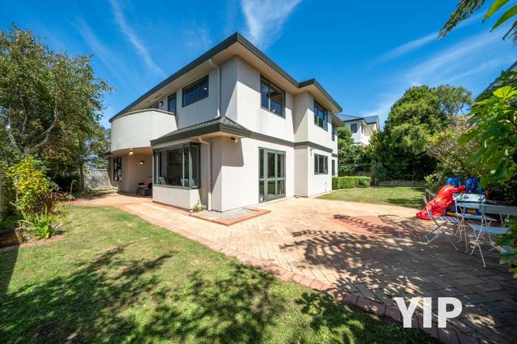 6 Derry Hill Churton Park_22