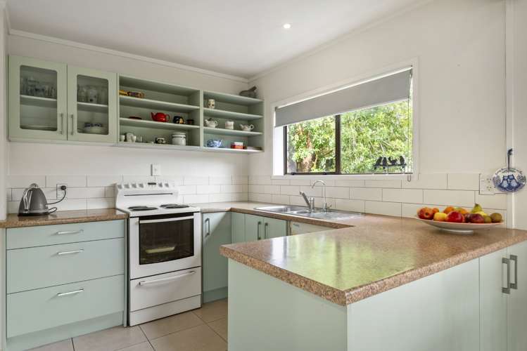 2/52 Saddleback Rise Murrays Bay_5