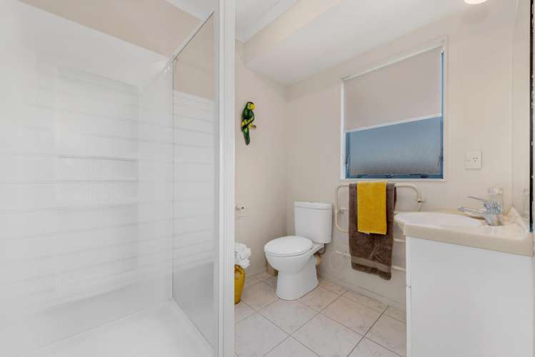 2/41 West Fairway Golflands_19