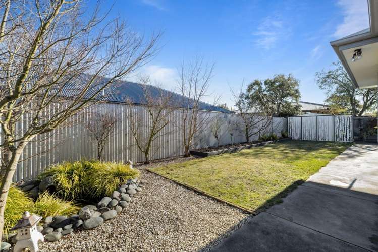 6 Newhaven Street Burwood_14