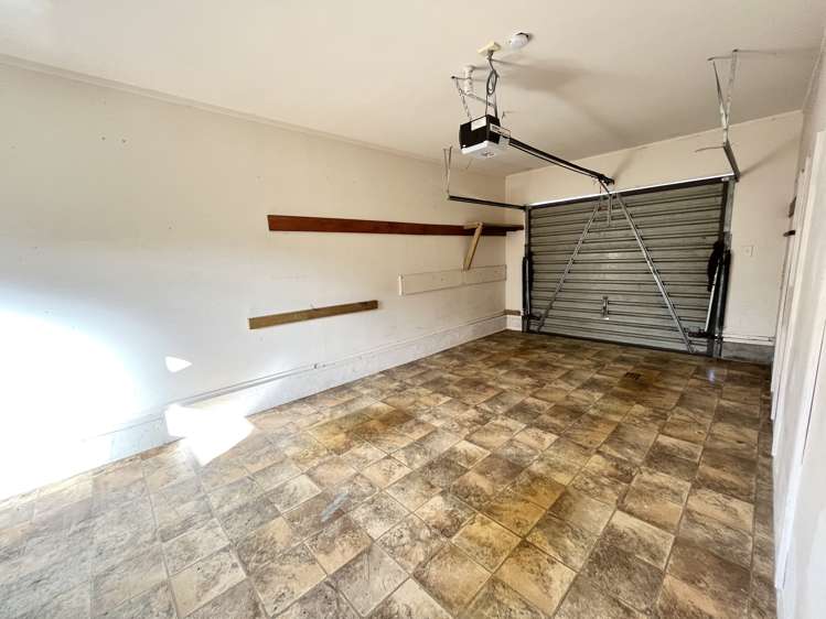 1 Forest Glen Orewa_21
