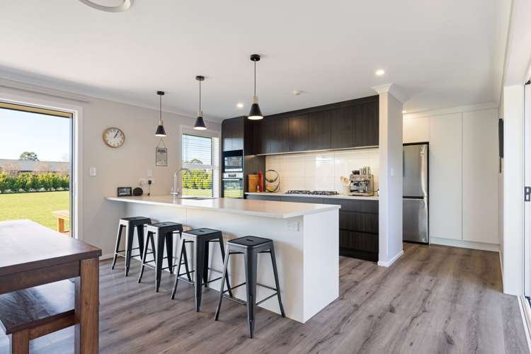 18 Ashgrove Lane_5