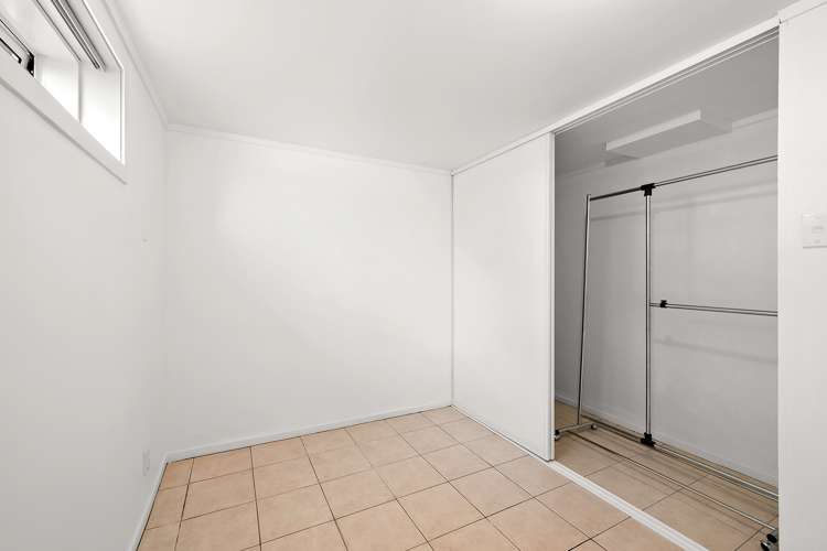 30 Carluke Street Paparangi_12