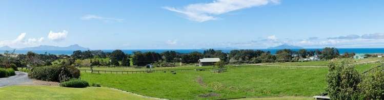 658 Cove Road Waipu_3