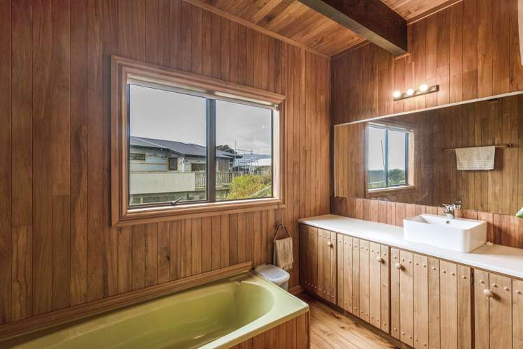 11 Waiheke Street Waikanae Beach_18