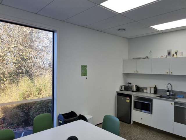 Block E, Level 1, 36 Lake Street Cambridge_3