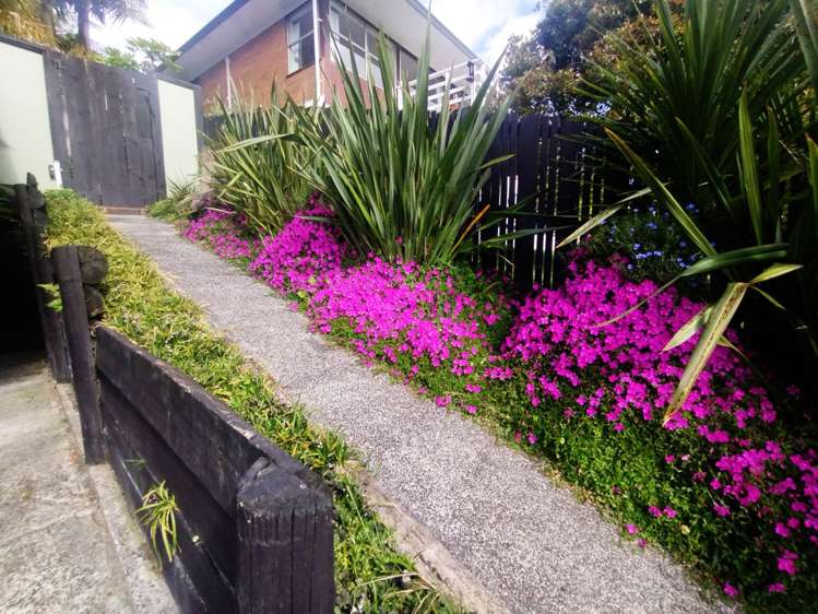 8 Alderton Place Papakura_13