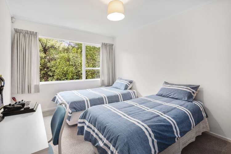 48 Thurleigh Grove Karori_11