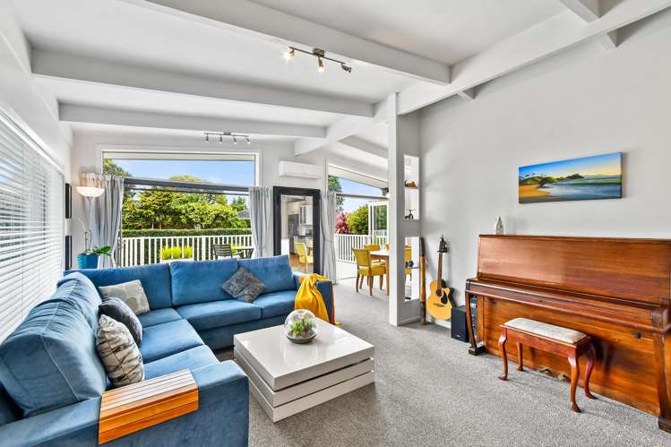 27 Magnolia Avenue Opaheke_6