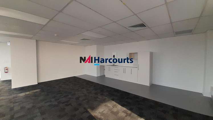 Level 2/62-64 Anzac Street Takapuna_8