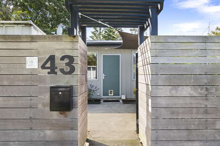 43 Hereford Street West End_11