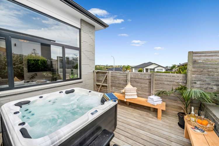 18 Keshvara Road Beachlands_1