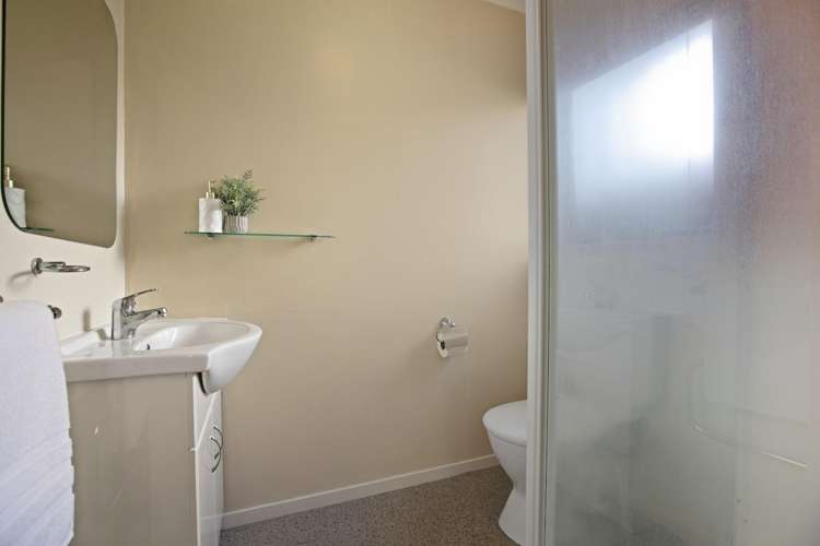 5 Kawaroa Close New Plymouth_22
