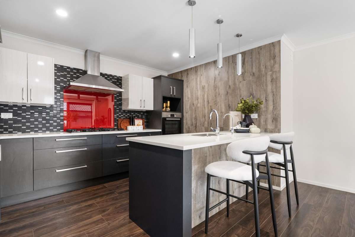 274 Lakes Boulevard_5