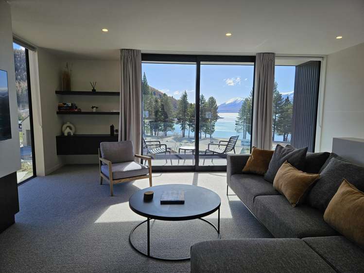 16 Station Bay Rise Lake Tekapo_18
