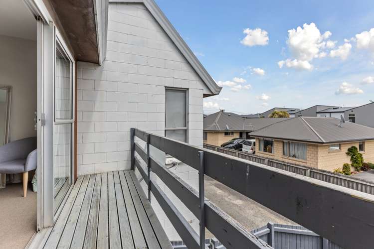 5/15 Buffon Street Waltham_6