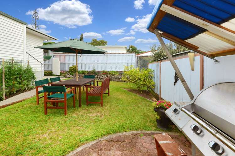 26 Kaipatiki Road Glenfield_15