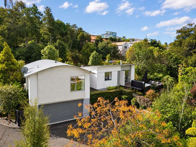 4 Cederman Drive_0